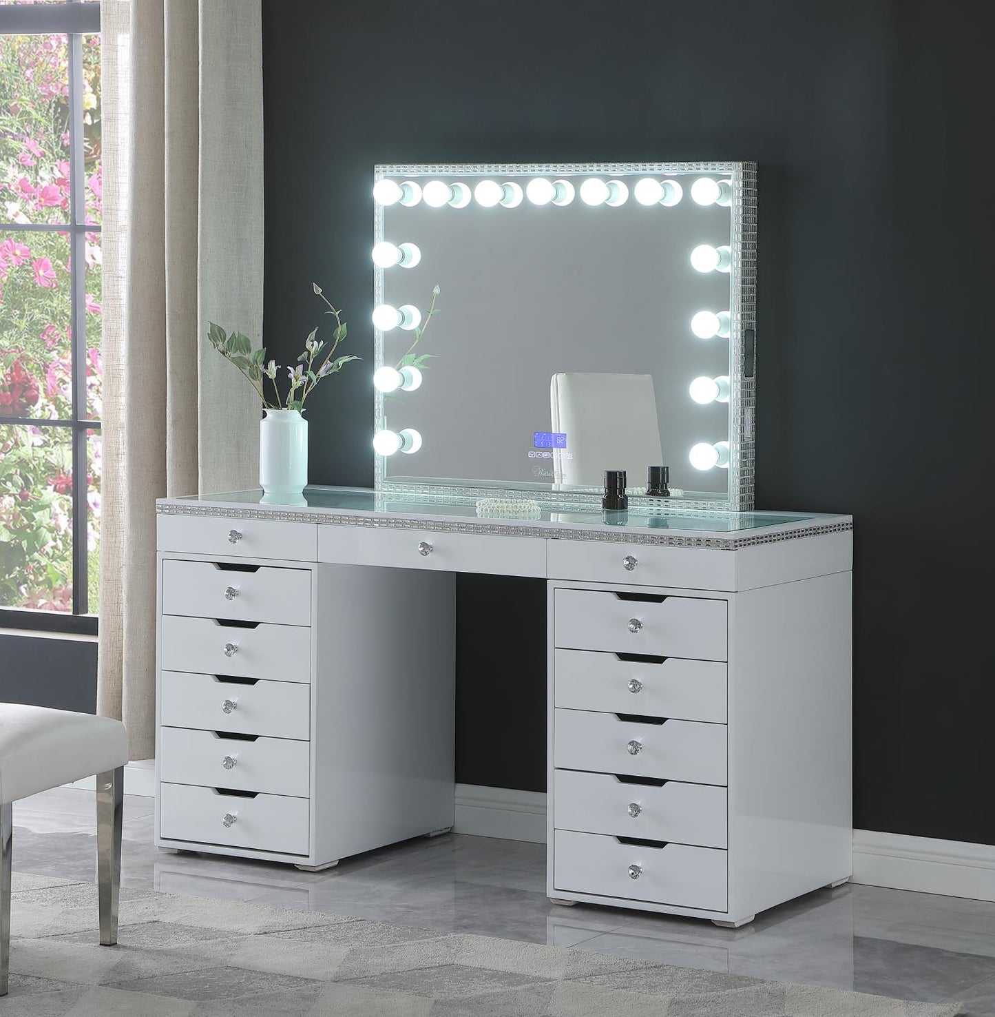 Hollywood White Vanity Desk with Bluetooth Hollywood Mirror V350 Vanity